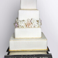 Lacy Cake Stand